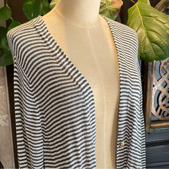 The Loft Thin Knit striped plus size duster cardigan. Sage green & cream. - Picture 6 of 13